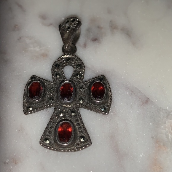 Vintage Sterling Silver  Filigree Cross Pendant with Garnet Stone - Picture 11 of 16